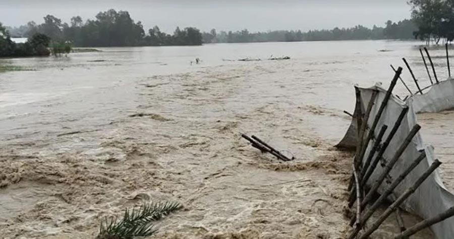 ভারত থেকে আসছে বন্যা, শেরপুরে নদীর পানি বিপৎসীমার ওপরে