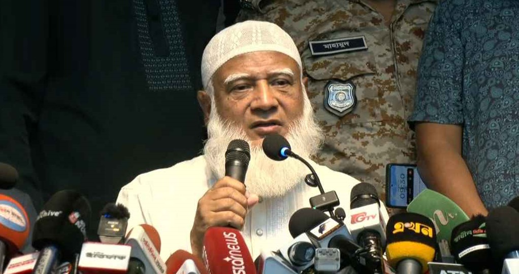 প্রধান উপদেষ্টার কাছে দুই বিষয়ে রোডম্যাপ চেয়েছে জামায়াত