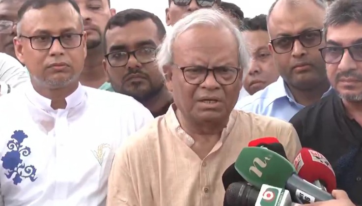 অন্তর্বর্তী সরকার ক্রমান্বয়ে একটি রাজনৈতিক দলের হয়ে যাচ্ছে: রিজভী