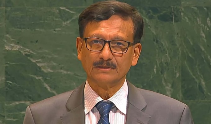 ফিলিস্তিনি জনগণকে গণহত্যা থেকে রক্ষা করতে পররাষ্ট্র উপদেষ্টার আহ্বান