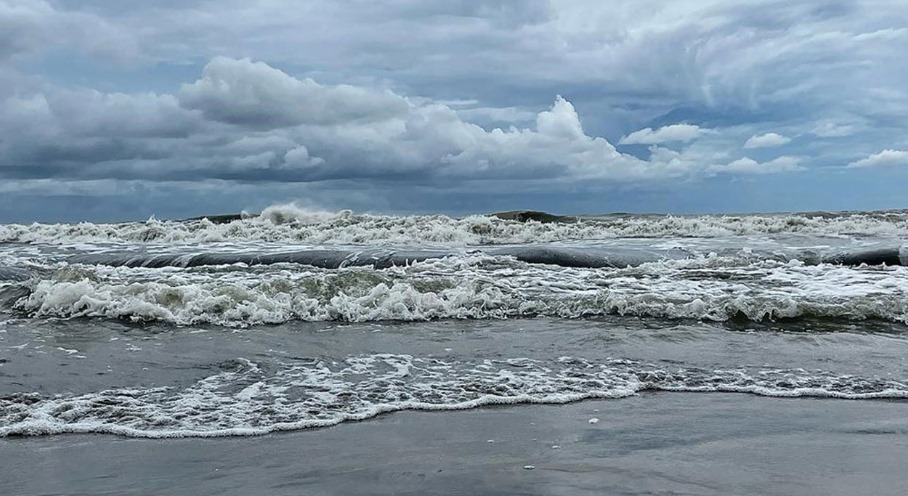 বঙ্গোপসাগরে লঘুচাপ, ঘনীভূত হওয়ার আভাস