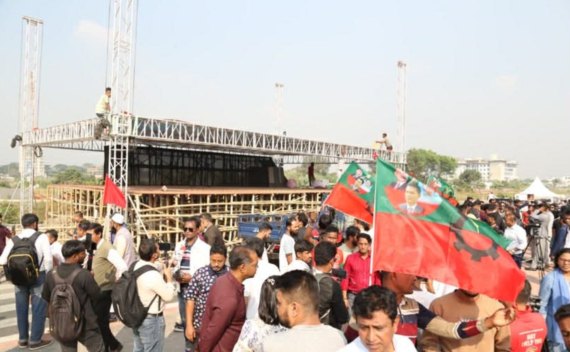দুদিন আগেই ঢাকায় বিএনপি নেতাকর্মীদের ভিড়, লক্ষ্য ২০ লাখ মানুষের সমাগম