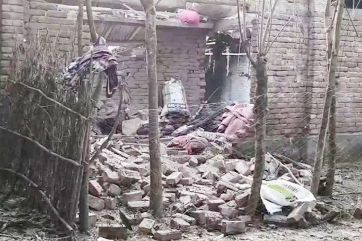 চাঁপাইনবাবগঞ্জে ককটেল তৈরির সময় বিস্ফোরণ, নিহত ২