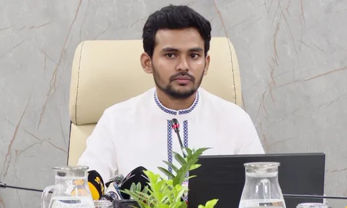 ‘গণভোটের জনরায়কে প্রথম দিনেই বৃদ্ধাঙ্গুলি দেখিয়ে শুরু হলো নতুন সংসদের যাত্রা’