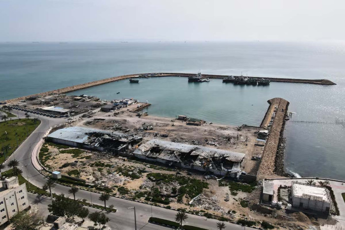 যুক্তরাষ্ট্রের নৌ অবরোধে পাল্টা ব্যবস্থা নেয়ার হুঁশিয়ারি ইরানের