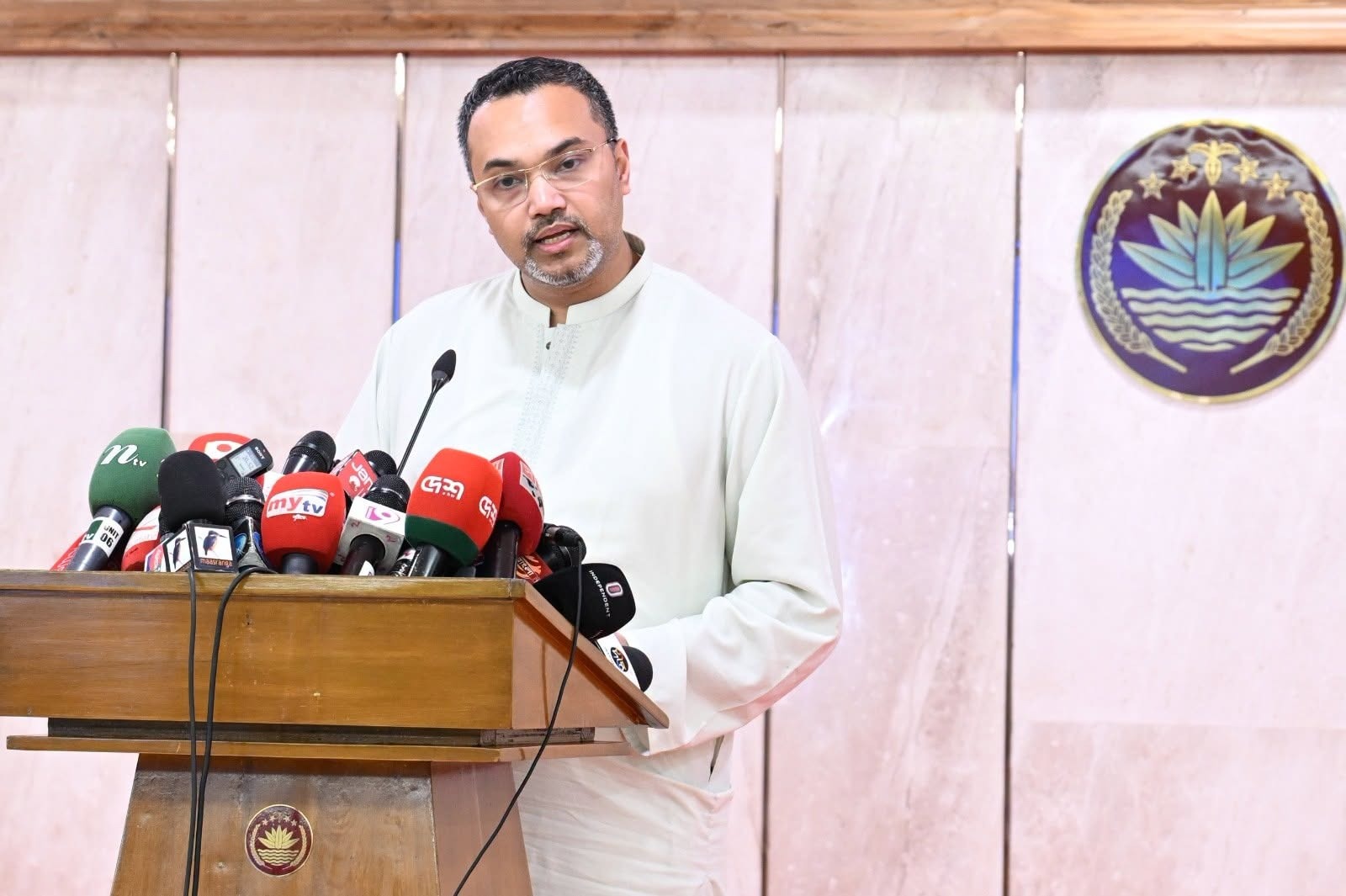 তারেক রহমানের প্রতি আস্থা রেখেছে জনগণ: মাহদী আমিন