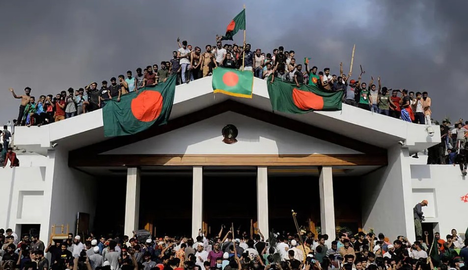 কারফিউ ভেঙে রাজপথে কোটি ছাত্র-জনতা, ৫ আগস্ট বদলে যায় বাংলাদেশ