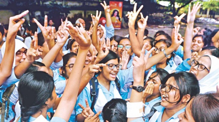 এসএসসি-সমমান পরীক্ষার ফল প্রকাশ, পাসের হার ৬২.২৫ শতাংশ