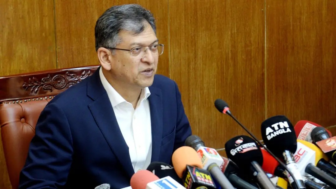হাসিনার ফেরার গুঞ্জনে অস্থিরতা সৃষ্টির সুযোগ দেওয়া হবে না: স্বরাষ্ট্রমন্ত্রী