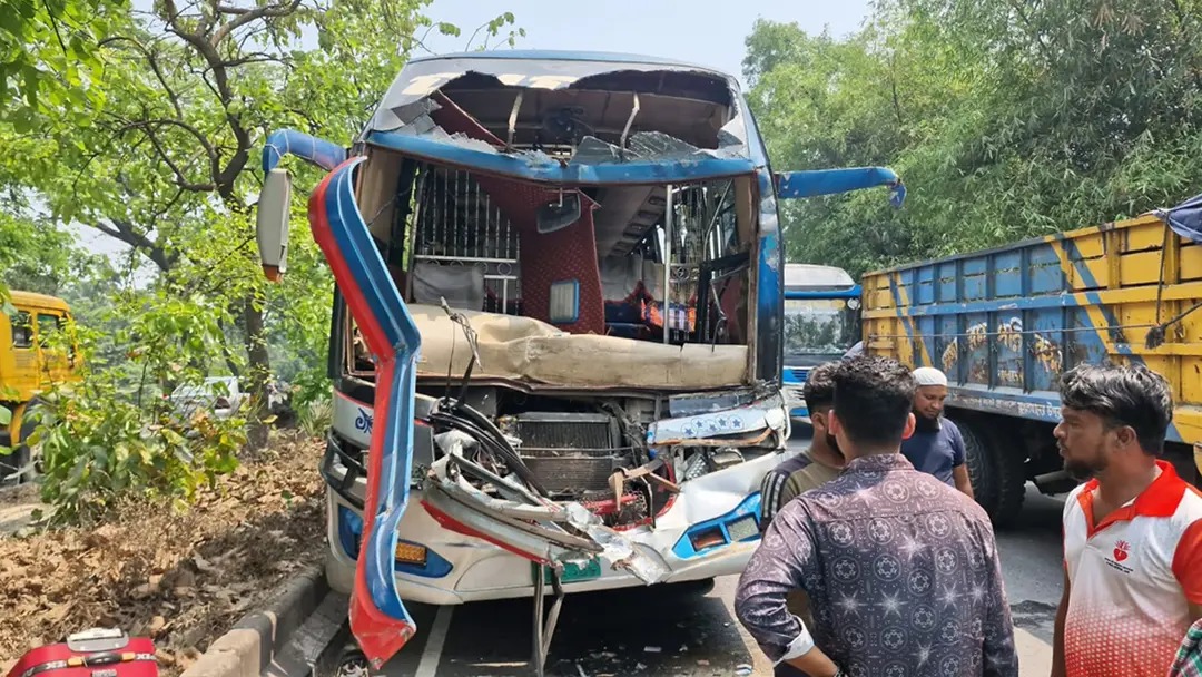 ঢাকা-চট্টগ্রাম মহাসড়কে ১০ মাসে ৬৯ মৃত্যু, পুলিশের তৎপরতা মামলাতেই!